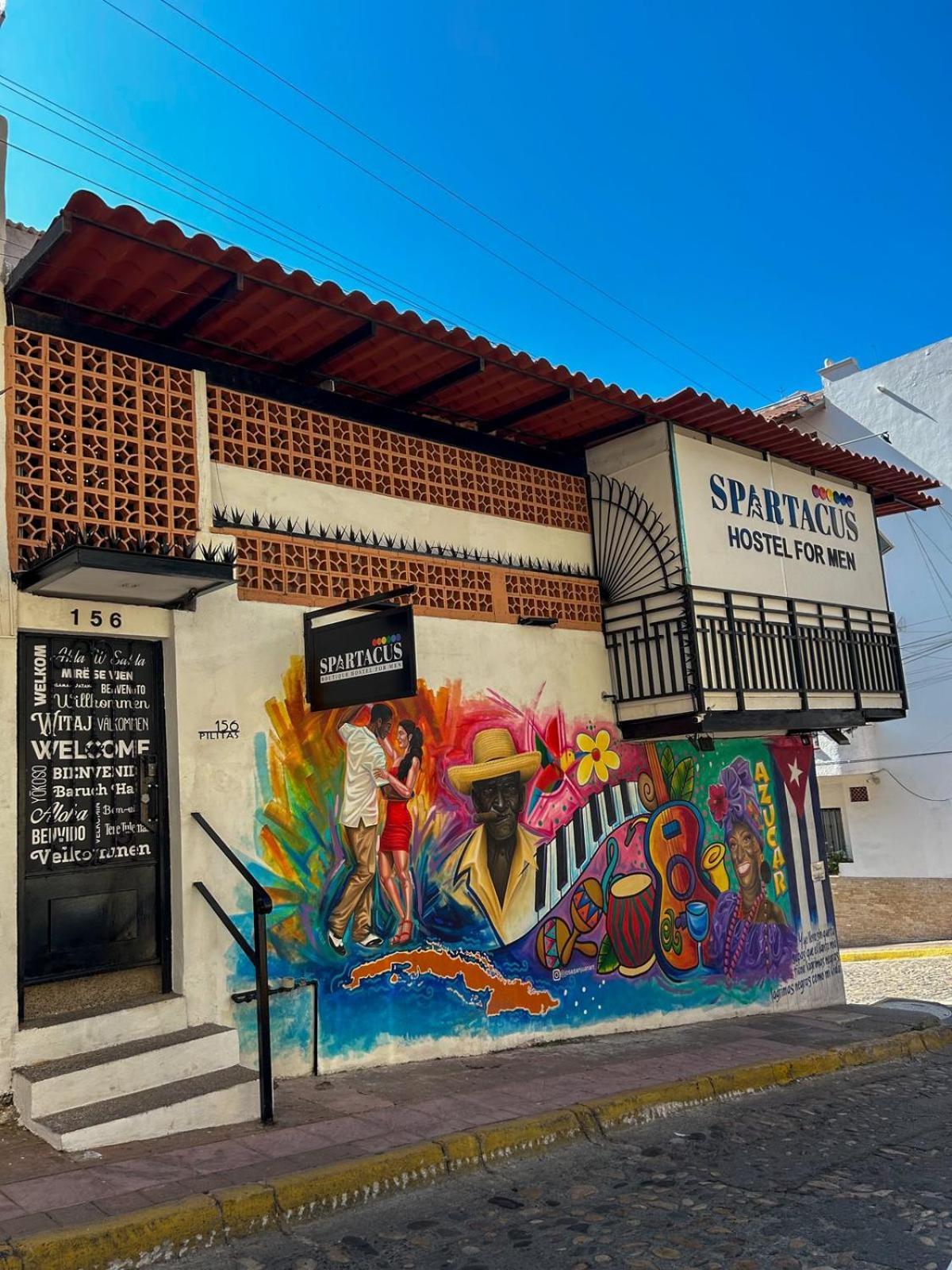 Spartacus Hostel Boutique For Men Puerto Vallarta Bagian luar foto