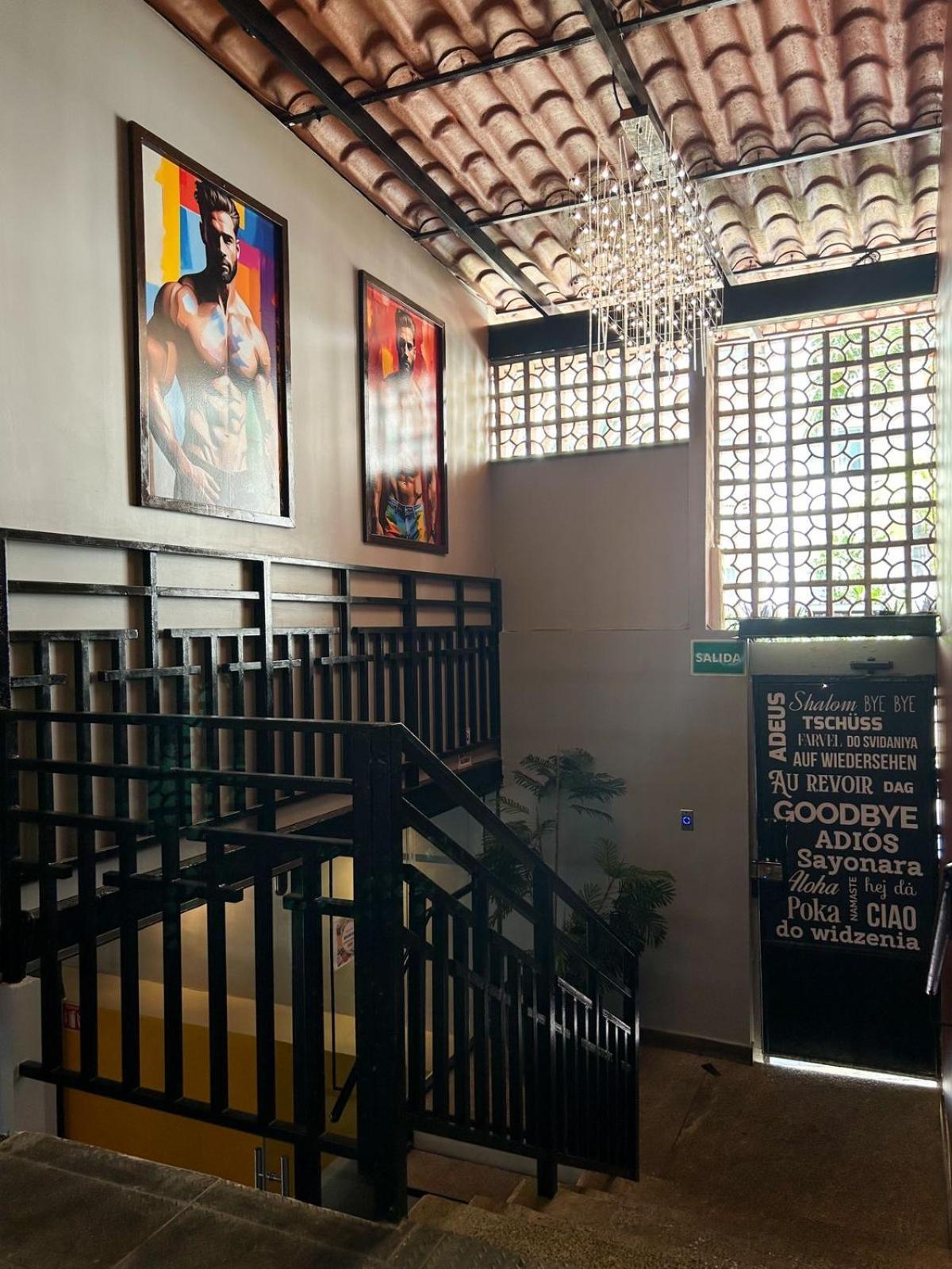 Spartacus Hostel Boutique For Men Puerto Vallarta Bagian luar foto