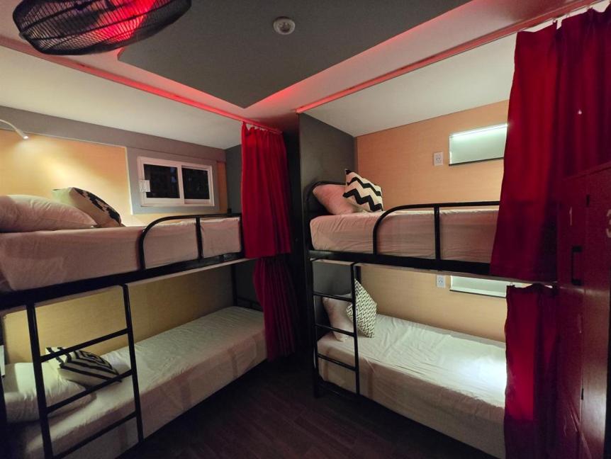 Spartacus Hostel Boutique For Men Puerto Vallarta Bagian luar foto